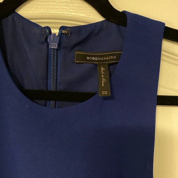 Beautiful BCBG high-low dress with open sides - Picture 3 of 3